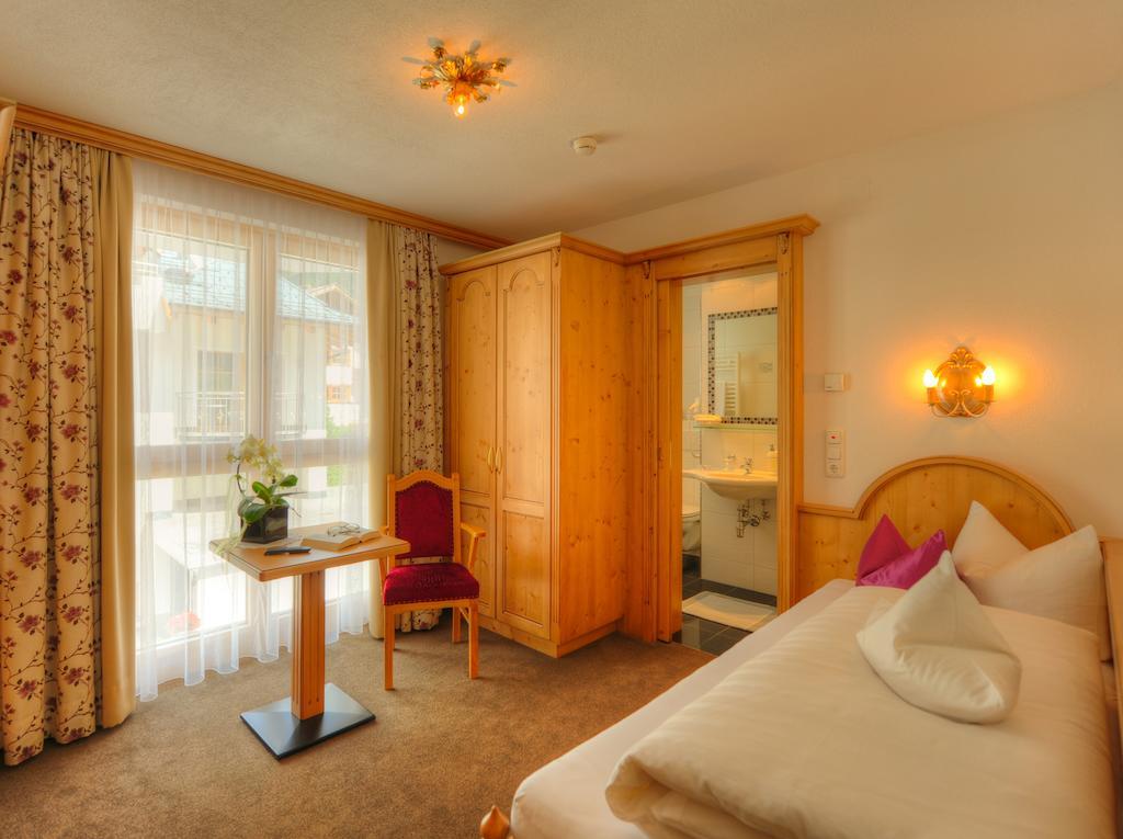 Hotel Verwall Ischgl Pokoj fotografie